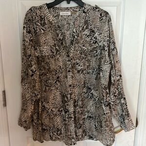 Calvin Klein blouse size xl leopard print long sleeve